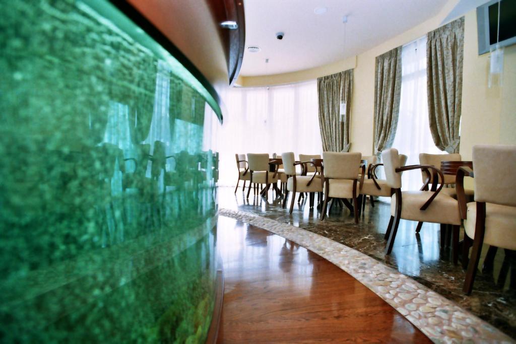 Hotel Savus Slavonski Brod Ngoại thất bức ảnh